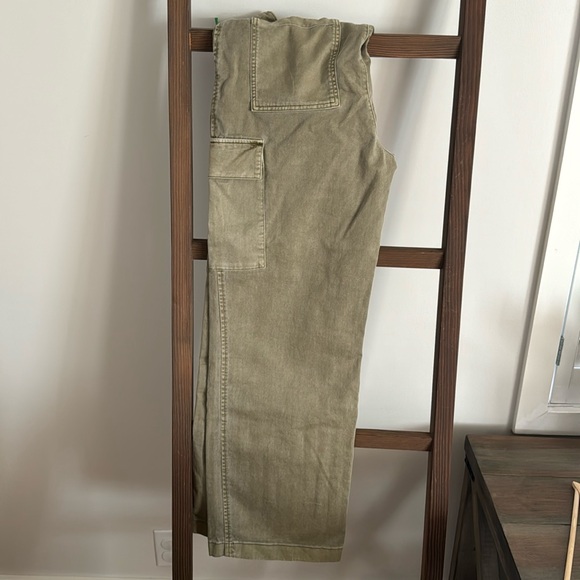 Green Gap Cargo Pants - Picture 1 of 4